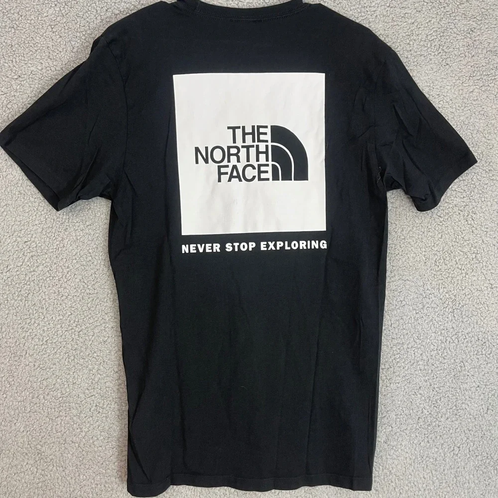 The North Face Evolution Shirt Mens size small Black Box Logo Short Sleeve Shirt